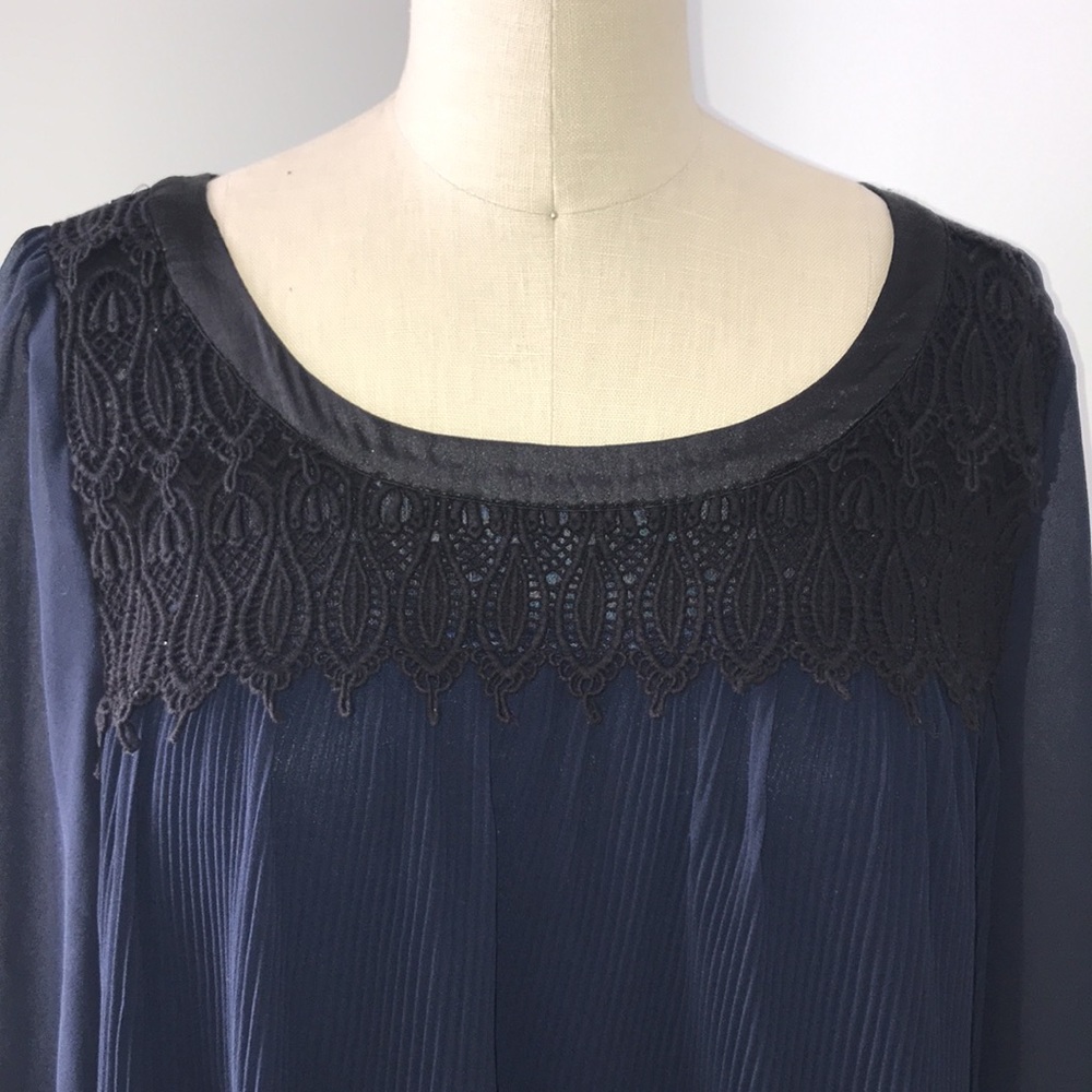 Chiffon blouse - Picture 3 of 5